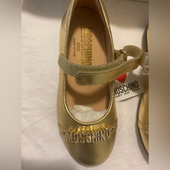 Moschino - Picture 4 of 12